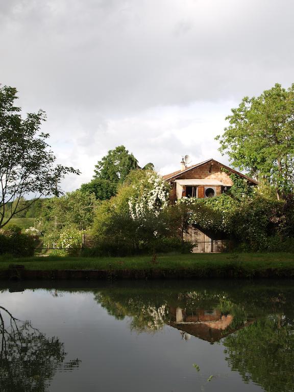 Gite Au Jardin Meilhan-sur-Garonne Habitación foto